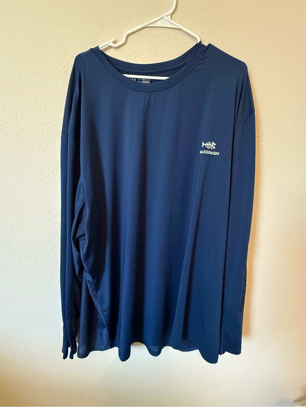 Bassdash Performance Fishing Shirt Mens 4XL Blue Long Sleeve UPF Vented Athletic